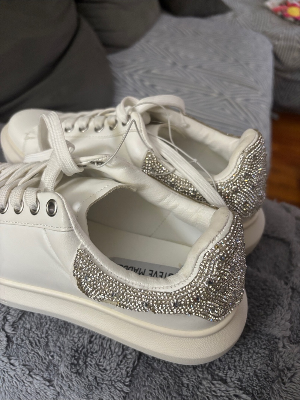 Steve Madden White Lace-Up Sneakers with Silver Glitter Heel New without tags - Picture 5 of 7